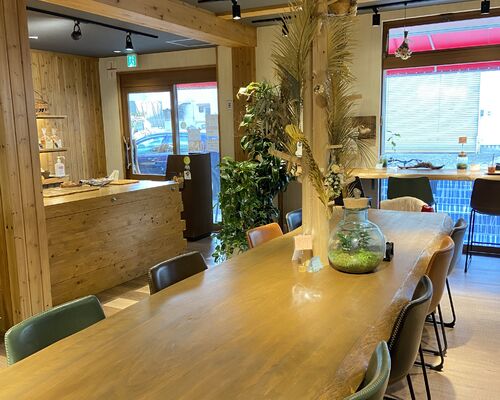 焼きたてパン　クローバー